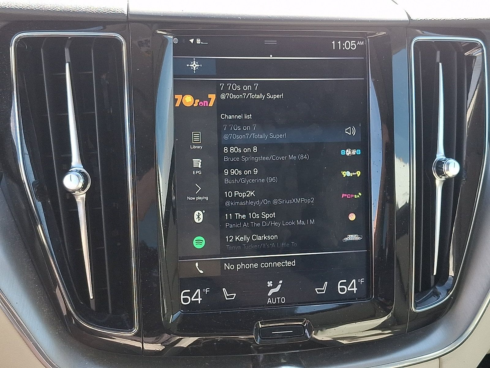 Used 2019 Volvo XC60 T5 Momentum w/ Premium Package AWD/4WD image 16