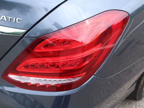 Used 2015 Mercedes-Benz C 300 4MATIC Sedan image 11