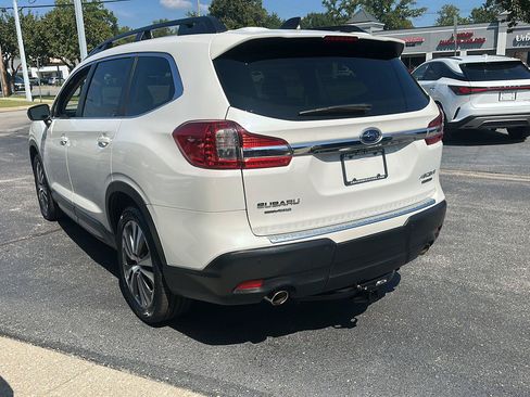 Used 2022 Subaru Ascent Limited w/ Technology Package AWD/4WD image 5