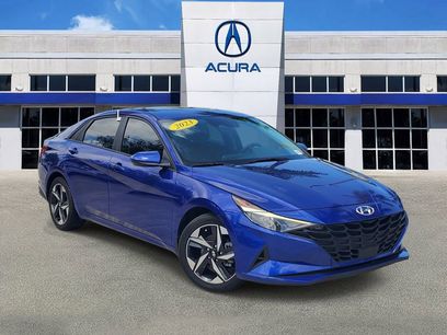 Used 2023 Hyundai Elantra SEL w/ Convenience Package