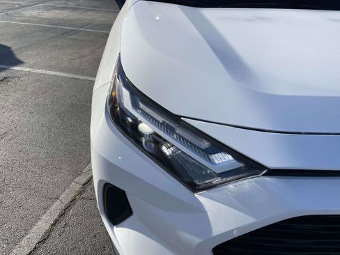 Used 2023 Toyota RAV4 XLE image 13