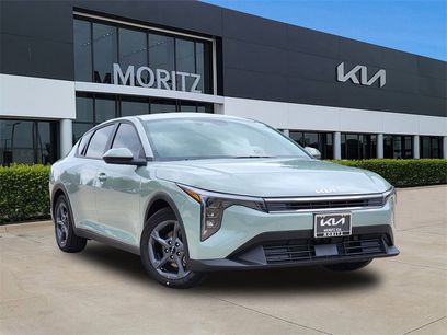 New 2025 Kia K4 LXS
