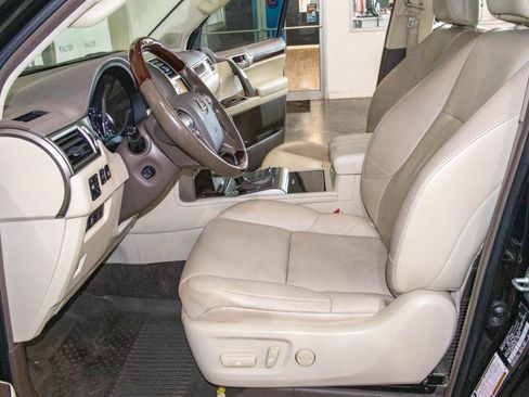 Used 2018 Lexus GX 460 Premium image 8