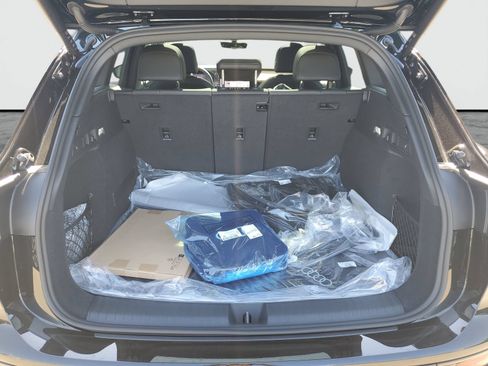 New 2027 Audi Q6 e-tron Premium Plus AWD/4WD image 8
