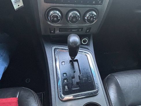 Used 2013 Dodge Challenger R/T Plus image 23