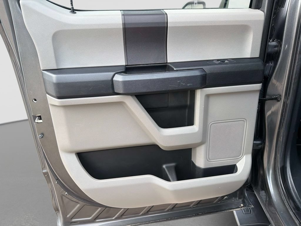 Used 2019 Ford F150 XL w/ Equipment Group 101A Mid AWD/4WD image 13