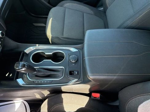 Used 2020 Chevrolet Traverse LT w/ LPO, Floor Liner Package AWD/4WD image 29