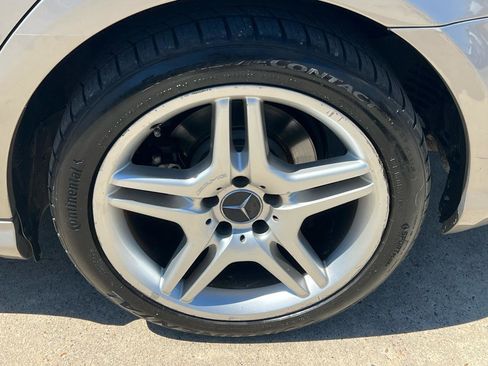 Used 2006 Mercedes-Benz CLS 500 image 16