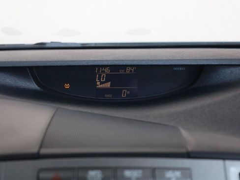 Used 2011 Toyota Venza AWD w/ Convenience Pkg image 38