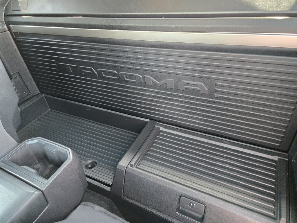 Used 2024 Toyota Tacoma SR RWD image 31