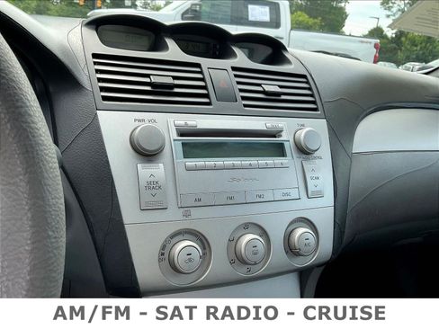 Used 2004 Toyota Solara SE FWD image 15