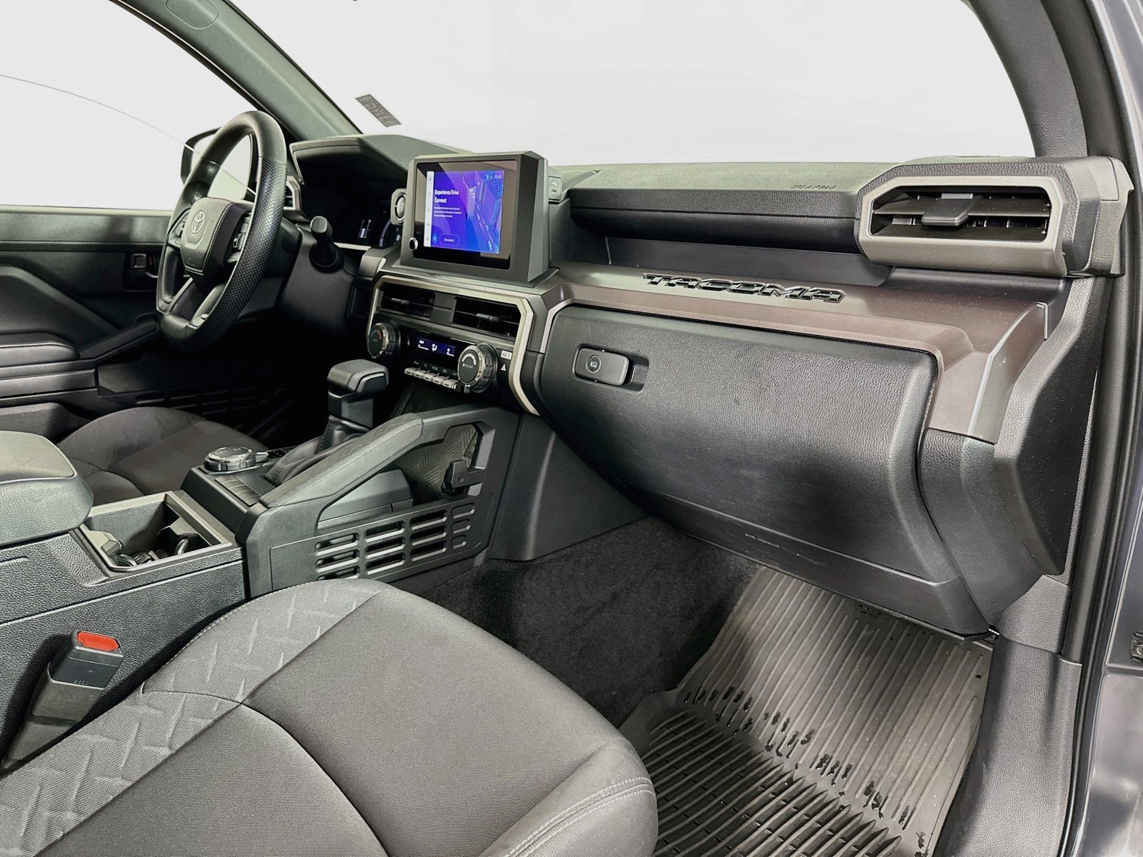 Certified 2025 Toyota Tacoma SR5 AWD/4WD image 27