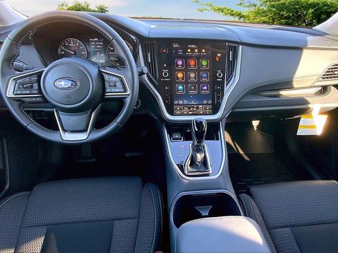 Certified 2025 Subaru Outback Premium image 7