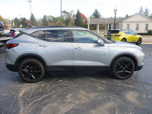 Used 2023 Chevrolet Blazer LT w/ Convenience Package FWD image 12