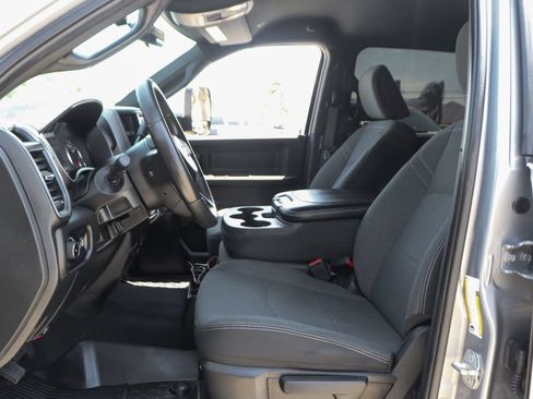 Used 2022 RAM 2500 Tradesman AWD/4WD image 18