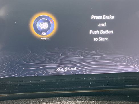 Used 2022 Jeep Wagoneer Series III w/ Flexible Seating Group image 12