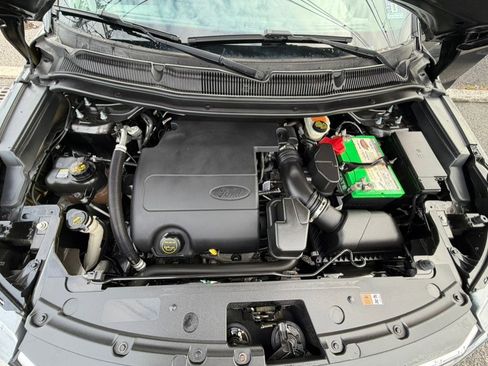 Used 2017 Ford Explorer XLT w/ Equipment Group 202A image 20