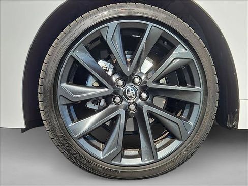 Certified 2026 Toyota Corolla SE w/ SE Package FWD image 29