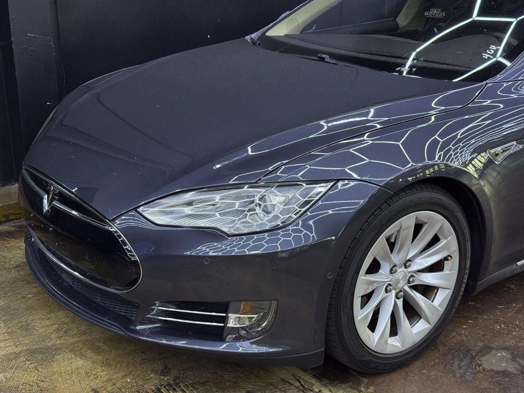 Used 2016 Tesla Model S 70D AWD/4WD image 4