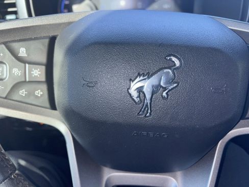 Used 2022 Ford Bronco Wildtrak image 14