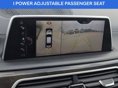 Used 2017 BMW 740i image 23