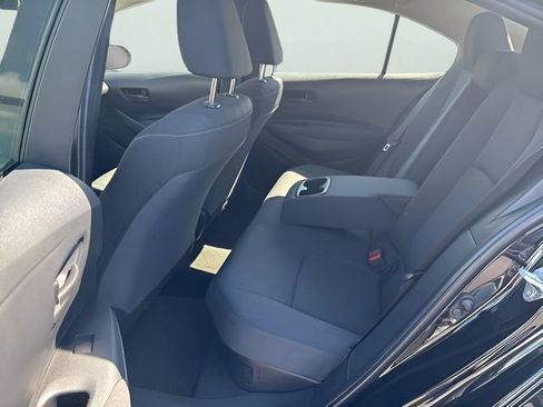 Used 2023 Toyota Corolla LE w/ Carpet Mat Package (TMS) FWD image 29
