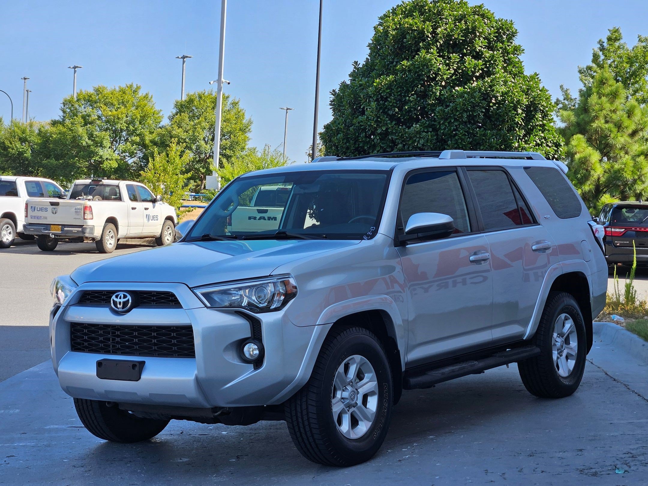 Used 2018 Toyota 4Runner SR5 RWD image 3