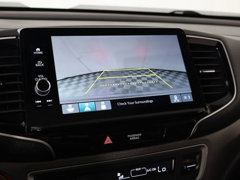 Used 2025 Honda Ridgeline RTL image 6