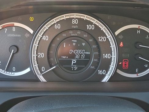 Used 2017 Honda Accord EX-L image 25