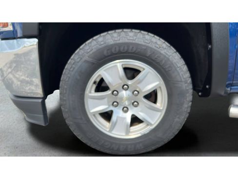 Used 2017 Chevrolet Silverado 1500 LT w/ All Star Edition AWD/4WD image 35