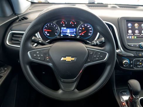 Used 2022 Chevrolet Equinox LT FWD image 18