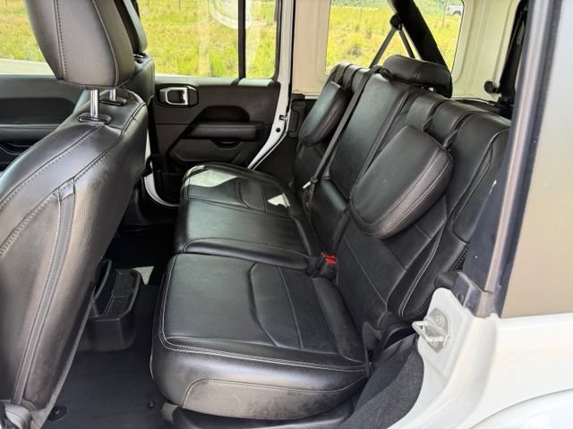 Used 2023 Jeep Wrangler Unlimited Sahara AWD/4WD image 27
