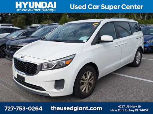 Used 2016 Kia Sedona LX w/ LX Convenience Package FWD image 1