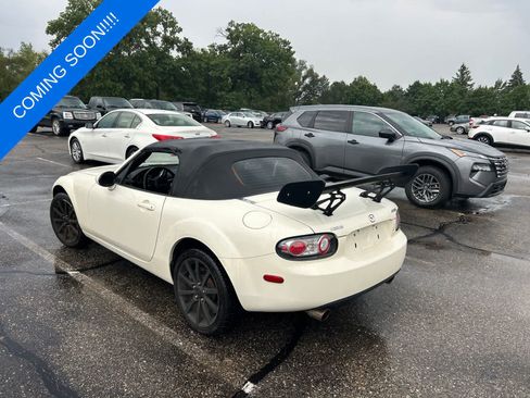 Used 2008 MAZDA MX-5 Miata Touring RWD image 2