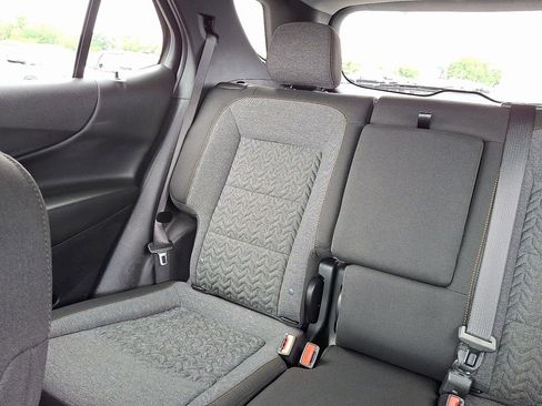 Used 2022 Chevrolet Equinox LT image 19