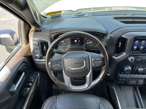 Used 2022 GMC Sierra 3500 Denali image 33
