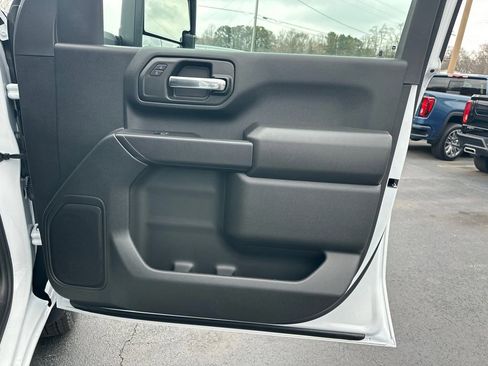 New 2026 GMC Sierra 3500 Pro w/ Convenience Package image 15