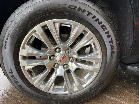 Used 2021 GMC Yukon Denali image 11