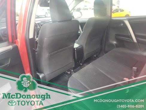 Used 2017 Toyota RAV4 XLE image 13
