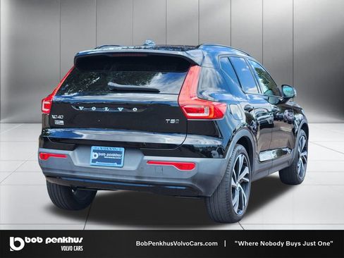Used 2021 Volvo XC40 T5 R-Design w/ Advanced Package AWD/4WD image 25