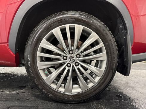 Used 2021 Toyota Highlander Platinum AWD/4WD image 7