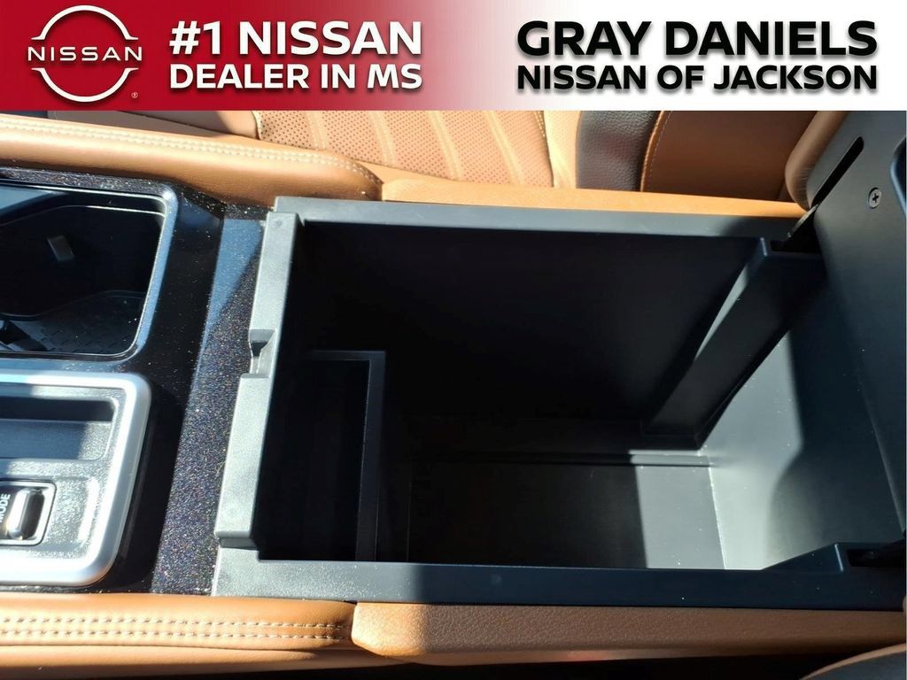 Certified 2024 Nissan Pathfinder Platinum w/ Cargo Package FWD image 21