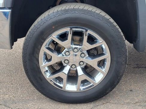 Used 2014 GMC Sierra 1500 SLT w/ Suspension Package, Off-Road AWD/4WD image 10