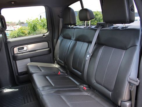 Used 2014 Ford F150 FX4 w/ Equipment Group 402A Luxury AWD/4WD image 21