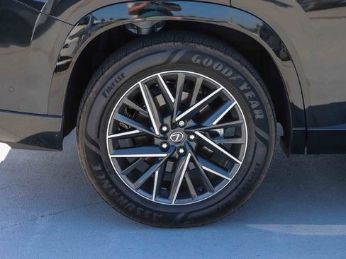 Used 2025 Lexus TX 350 FWD w/ Technology Package image 9