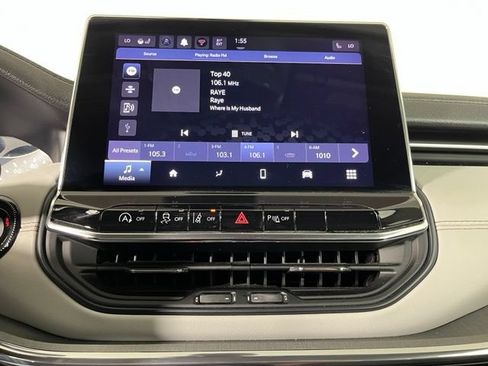 Used 2022 Jeep Compass Limited AWD/4WD image 27