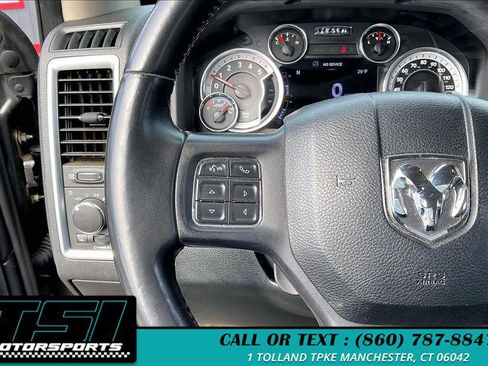 Used 2016 RAM 3500 SLT w/ Luxury Group AWD/4WD image 18
