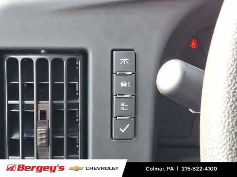 Certified 2025 Chevrolet Express 3500 LS w/ Chrome Appearance Package image 33