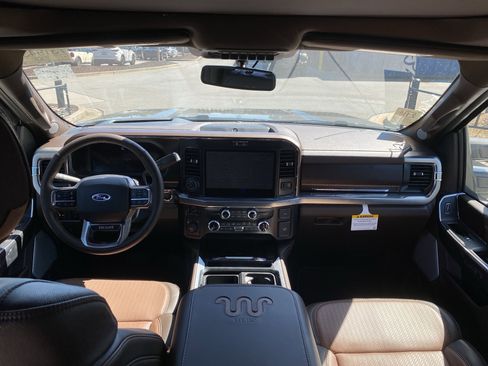 Used 2026 Ford F450 King Ranch w/ Chrome Package image 17