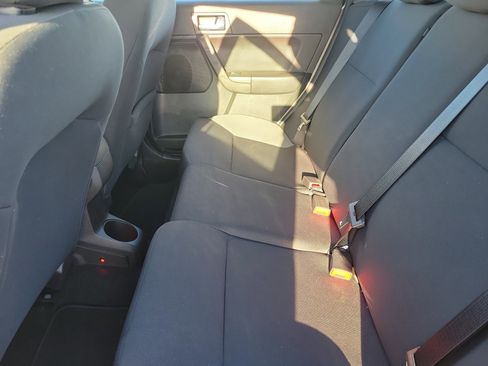 Used 2010 Ford Focus SES image 17